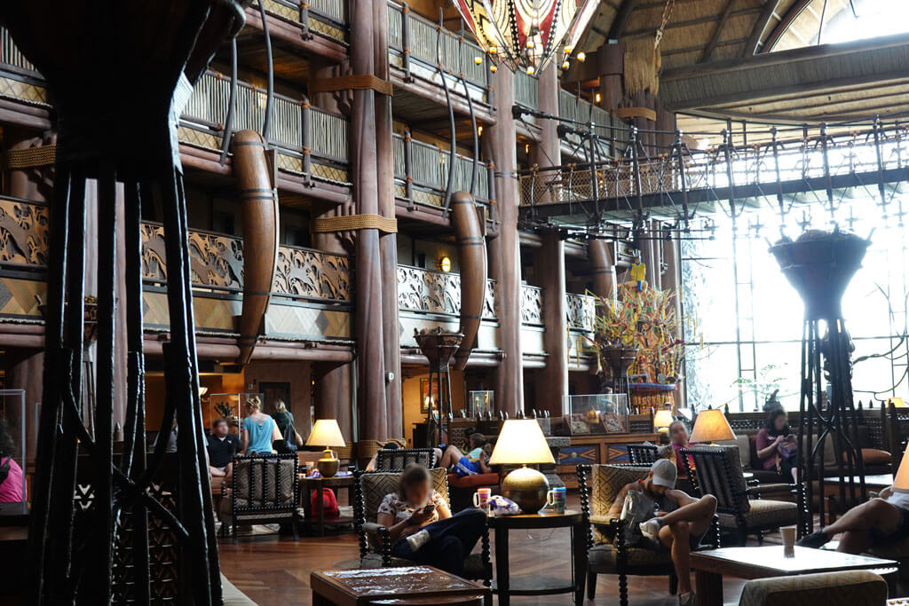 animal-kingdom-lodge-jambo-house