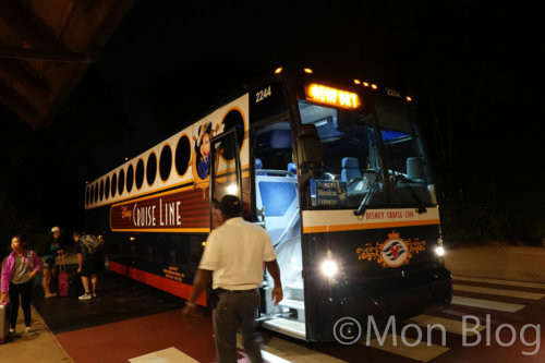 wdw-how-to-ride-a-bus-1